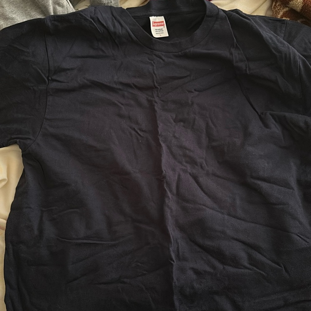 SUPREME large t-shirt